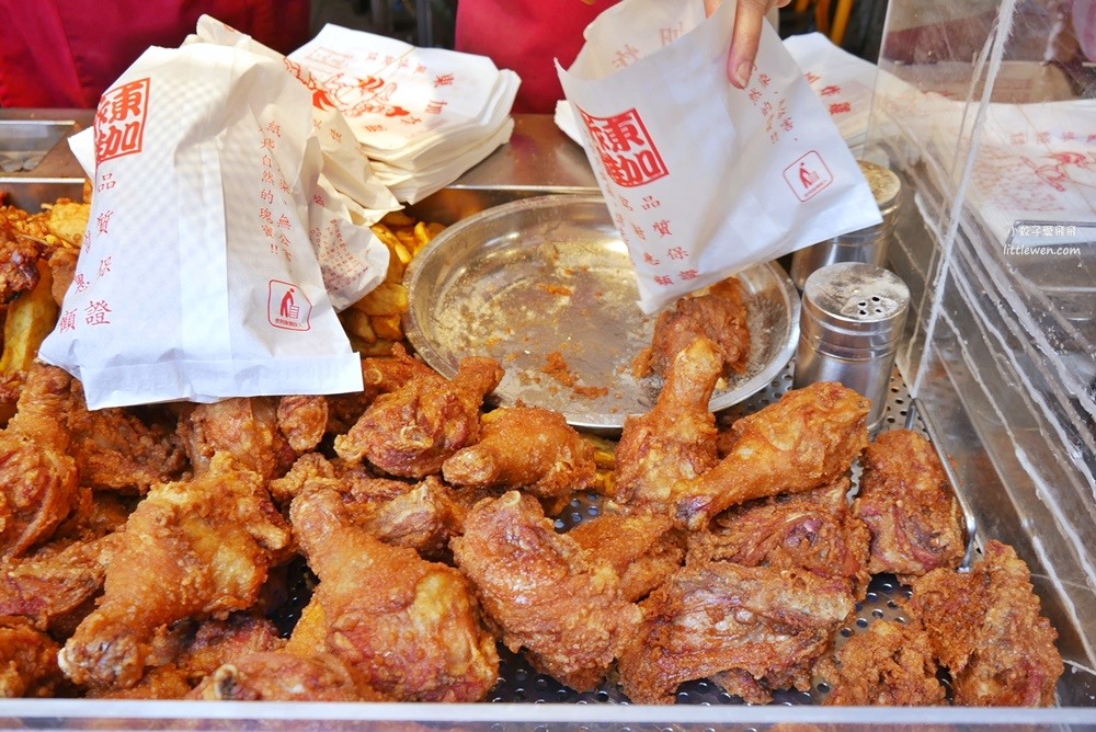 虎林街永春市場「東加炸雞」起鍋要比速度搶的排隊美食