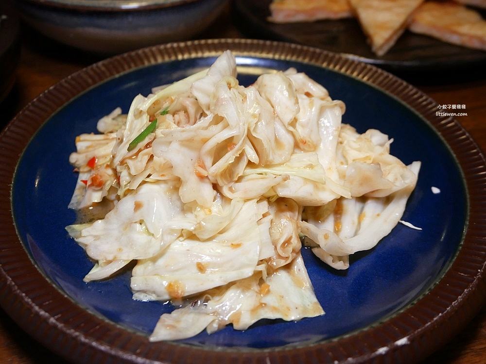 士林站美食「FB食尚曼谷」夜市裡低調的百年古蹟泰式料理 @小蚊子愛飛飛