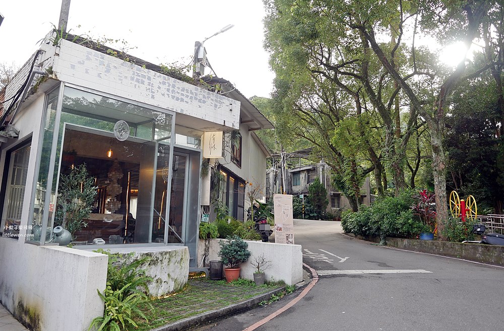 「QM159清琳咖啡」近三峽老街古董木作民族風咖啡廳 @小蚊子愛飛飛