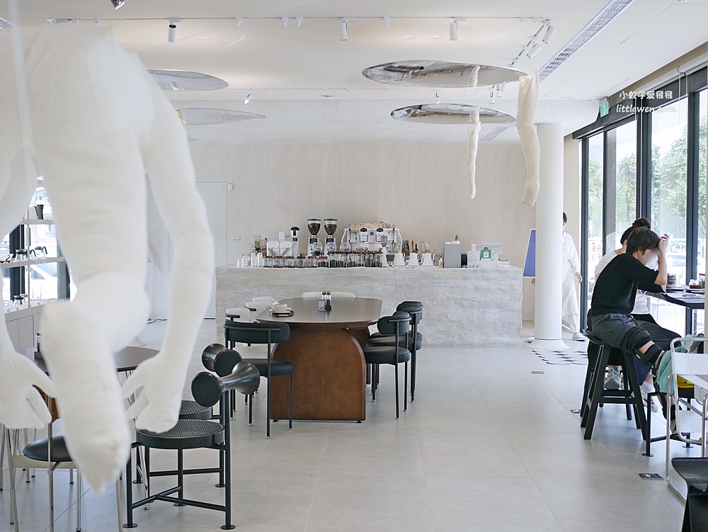 新開幕林口咖啡廳「胚 pae venue」時尚透明屋藝文質感空間