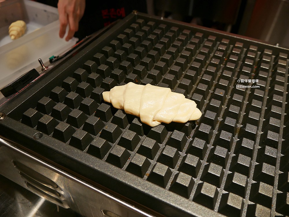 北車Bonchon Chicken本村韓式炸雞手工刷醬極酥入味，連紐約時報都讚賞