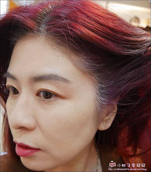 美髮台北車站染髮推薦「V秀造型髮藝」馬克老師莓果髮色更輕盈立體質感 @小蚊子愛飛飛