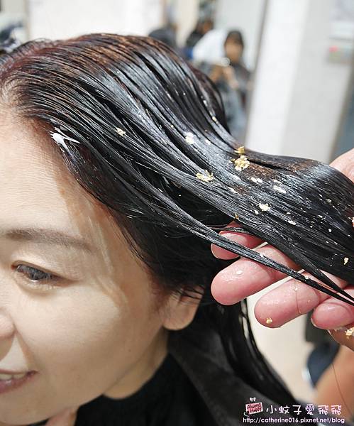板橋染髮推薦「AZone髮廊」不限長度燙染1299元特惠中，近江子翠站價格透明又超親民 @小蚊子愛飛飛
